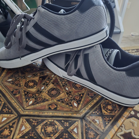 Adidas NEO SE DAILY SKATEBOARDING SHOE Size 10.5 - Picture 3 of 11